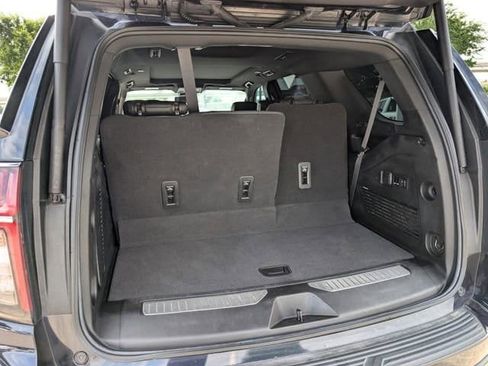 Used 2023 Chevrolet Tahoe Z71 w/ Luxury Package AWD/4WD image 27