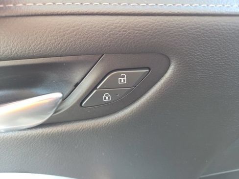 Used 2021 Cadillac XT4 Premium Luxury w/ Sun And Sound Package AWD/4WD image 46