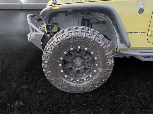 Used 2013 Jeep Wrangler Sport image 9