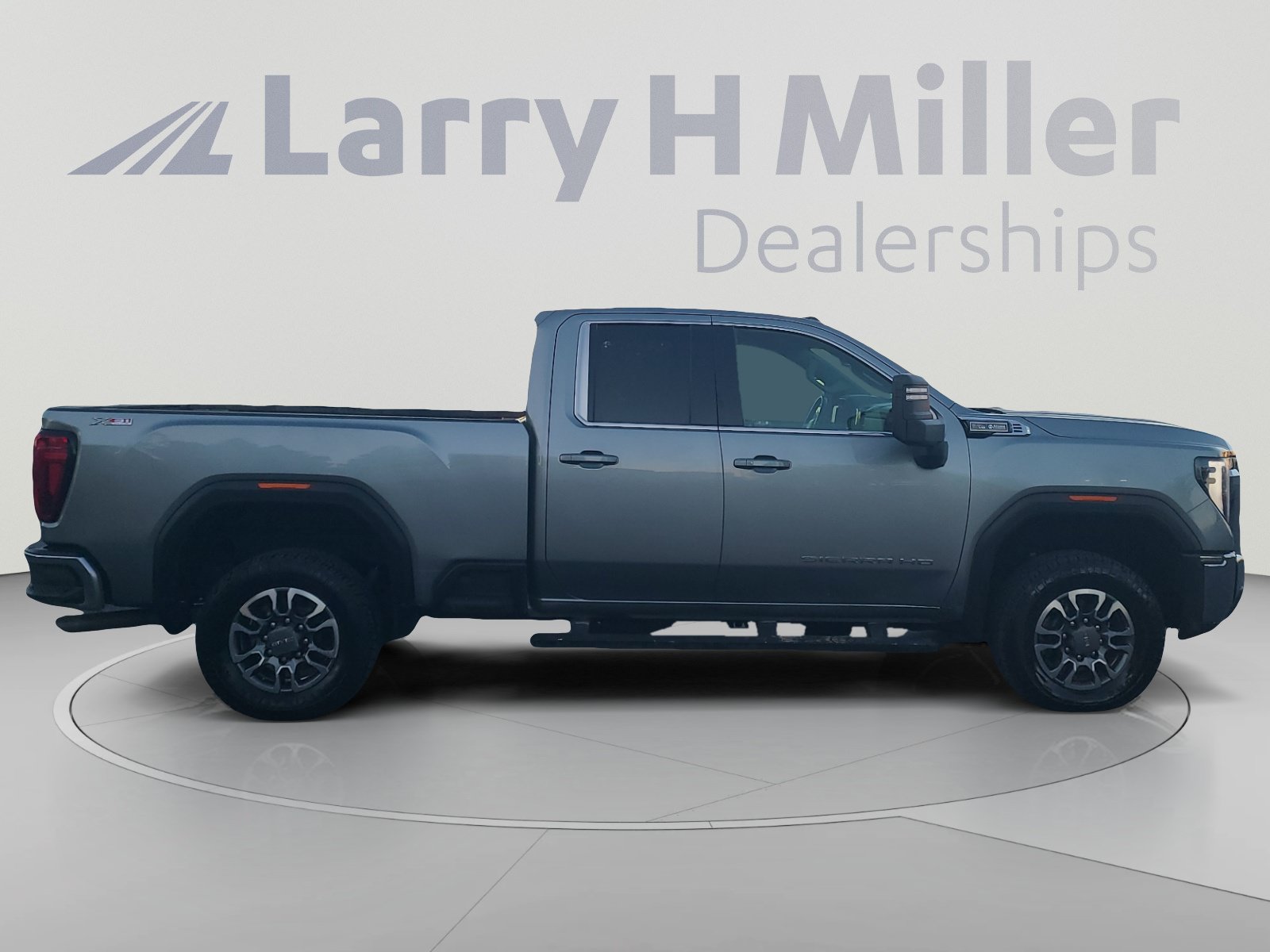 Used 2024 GMC Sierra 2500 SLE AWD/4WD image 6