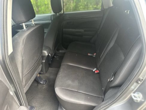 Used 2015 Mitsubishi Outlander Sport ES image 9