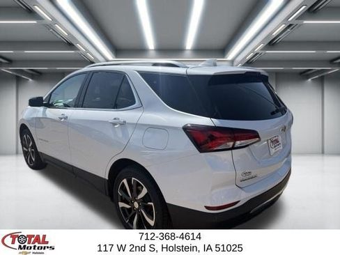 Used 2022 Chevrolet Equinox Premier AWD/4WD image 7