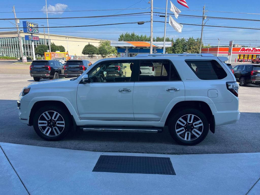 Used 2023 Toyota 4Runner Limited AWD/4WD image 6