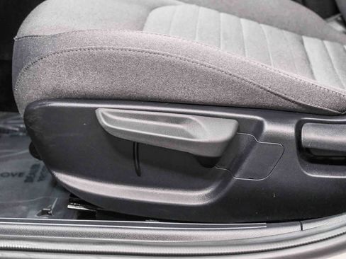 Used 2025 Kia K4 EX FWD image 25