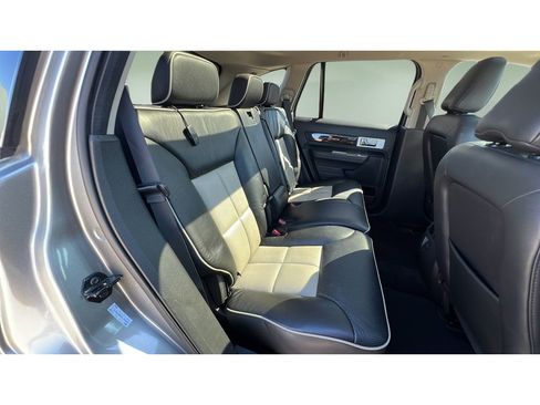 Used 2008 Lincoln MKX AWD image 30