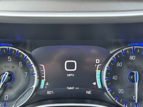 Certified 2023 Chrysler Pacifica Touring-L FWD image 26