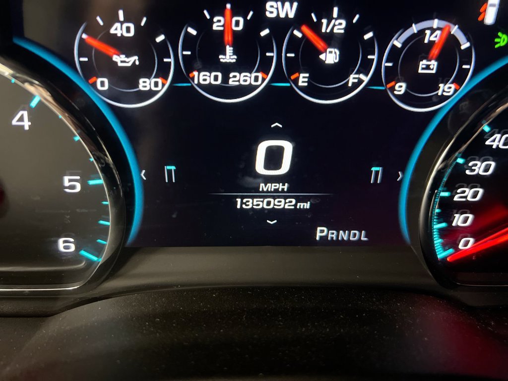 Used 2018 Chevrolet Suburban Premier w/ RST Edition AWD/4WD image 13