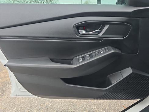 Used 2024 Honda Accord EX image 27