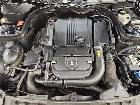 Used 2013 Mercedes-Benz C 250 Coupe image 26