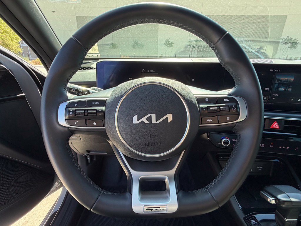 Used 2025 Kia K5 GT-Line w/ GT-Line Premium Package FWD image 15