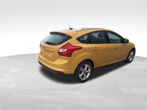 Used 2012 Ford Focus SE FWD image 4