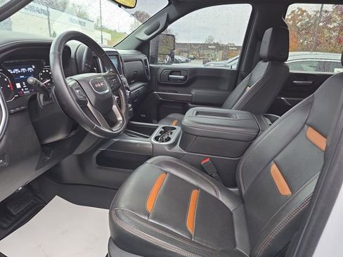 Used 2022 GMC Sierra 2500 AT4 w/ AT4 Premium Plus Package image 9