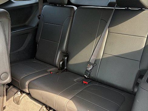 Used 2020 Chevrolet Traverse RS FWD image 19