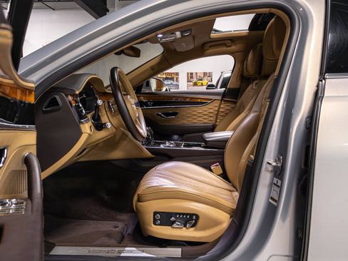 Used 2020 Bentley Flying Spur W12 w/ First Edition Specification image 5