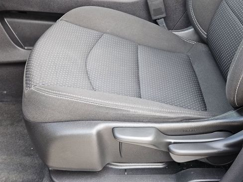 Used 2024 GMC Terrain SLE FWD image 19