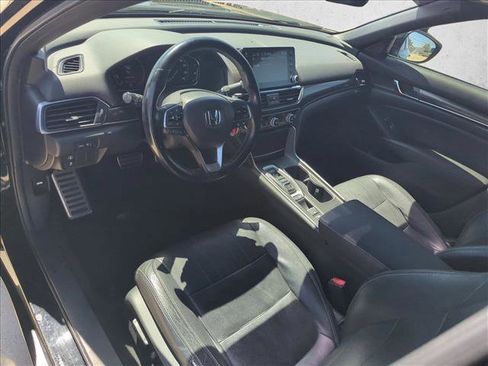 Used 2020 Honda Accord Sport image 9