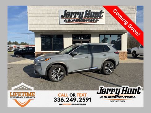 Used 2023 Nissan Rogue SL w/ SL Premium Package image 1