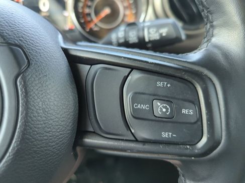 Used 2021 Jeep Wrangler Unlimited Sport w/ Sun And Sound Package AWD/4WD image 41