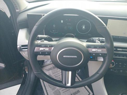 Certified 2025 Hyundai Tucson SEL image 18