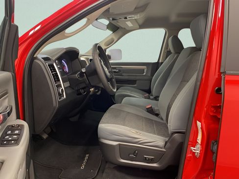 Used 2018 RAM 2500 SLT AWD/4WD image 8