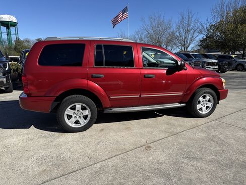 Used 2006 Dodge Durango Limited w/ Trailer Tow Group image 8