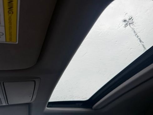 Used 2020 Honda CR-V Touring image 9