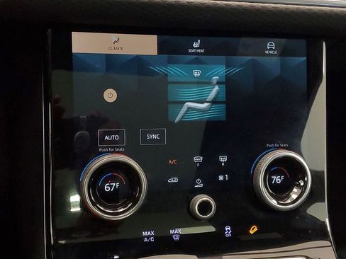 Used 2021 Land Rover Range Rover Velar R-Dynamic S image 21