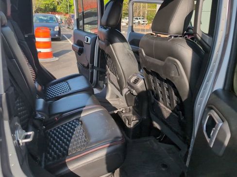 Used 2020 Jeep Gladiator Rubicon image 15