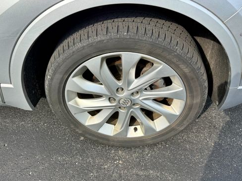 Used 2017 Buick Envision Premium AWD/4WD image 11