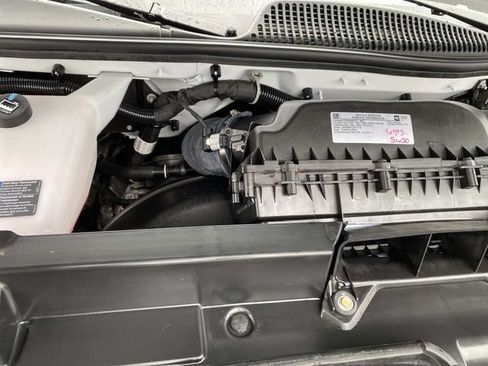 Used 2025 Chevrolet Express 2500 w/ Driver Convenience Package RWD image 32