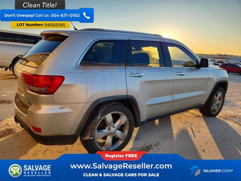 Used 2012 Jeep Grand Cherokee Overland image 4