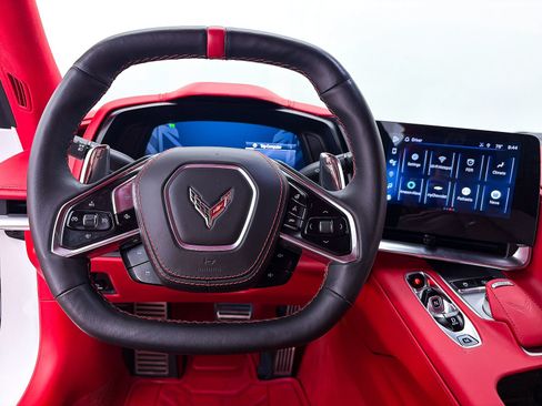 Used 2024 Chevrolet Corvette Stingray Premium Conv w/ Battery Protection Package RWD image 6