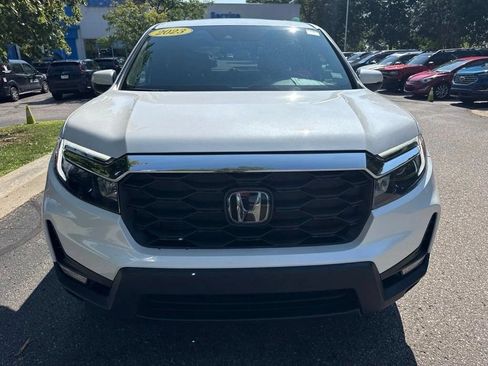 Used 2023 Honda Passport EX-L image 2