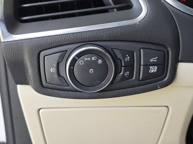 Used 2020 Ford Edge Titanium FWD image 30