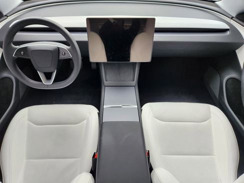 Used 2025 Tesla Model 3 Long Range image 25