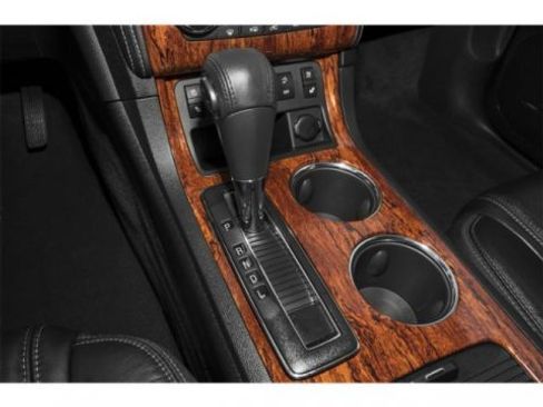 Used 2015 Chevrolet Traverse LTZ image 14