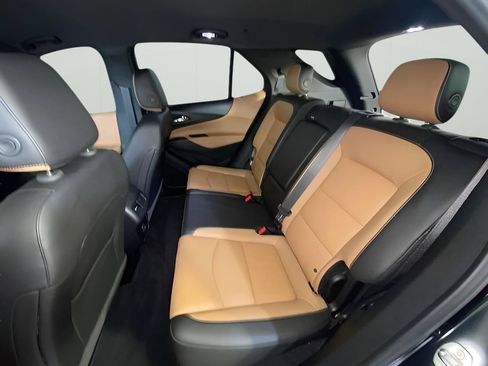 Used 2020 Chevrolet Equinox Premier w/ LPO, Floor Liner Package AWD/4WD image 15