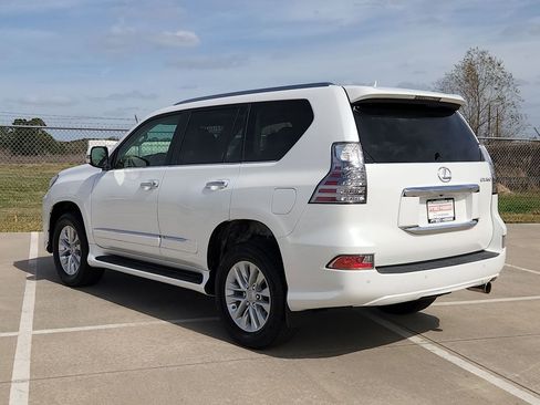 Used 2014 Lexus GX 460 w/ Premium Package image 7