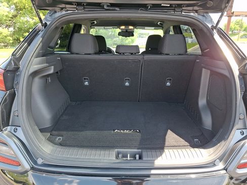 Used 2021 Hyundai Kona Night w/ Cargo Package AWD/4WD image 31
