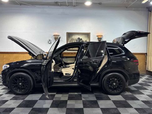 Used 2019 BMW X3 sDrive30i image 10