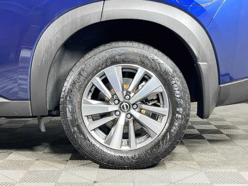 Used 2023 Nissan Pathfinder SL w/ Black Appearance Package AWD/4WD image 33