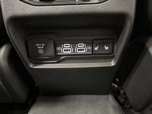 Used 2023 Jeep Grand Cherokee 4WD 4xe w/ Luxury Tech Group II image 37