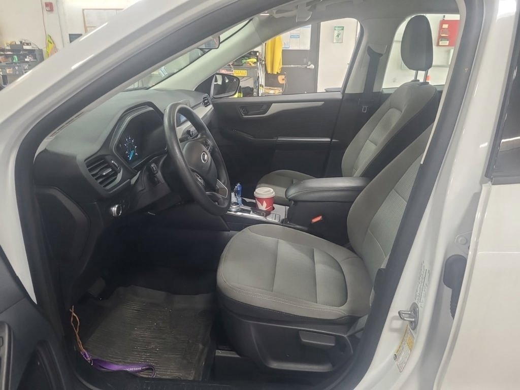 Used 2022 Ford Escape S AWD/4WD image 11