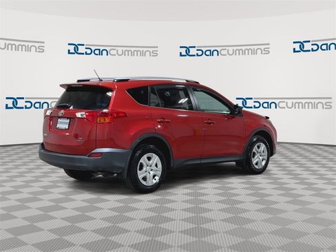 Used 2014 Toyota RAV4 LE image 8