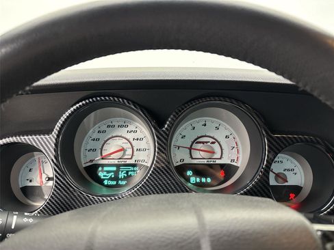 Used 2011 Dodge Challenger SRT8 image 28