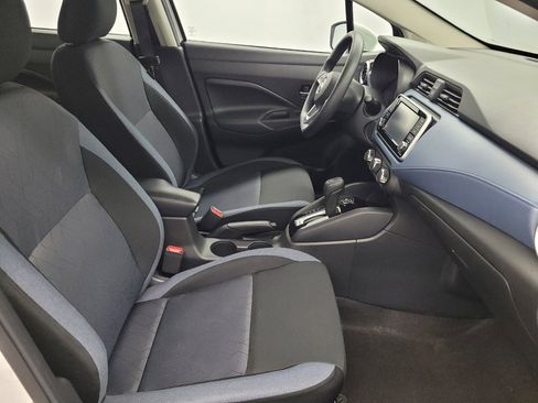 Used 2025 Nissan Versa SV FWD image 21
