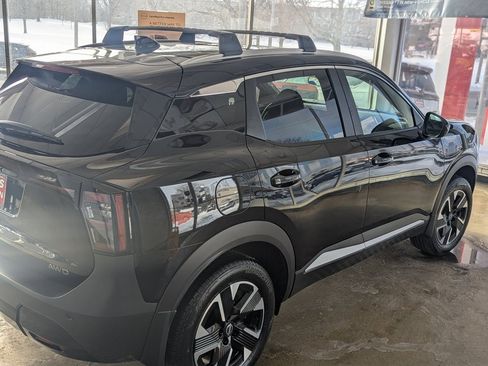 New 2026 Nissan Kicks SV w/ Cold Weather Package image 8