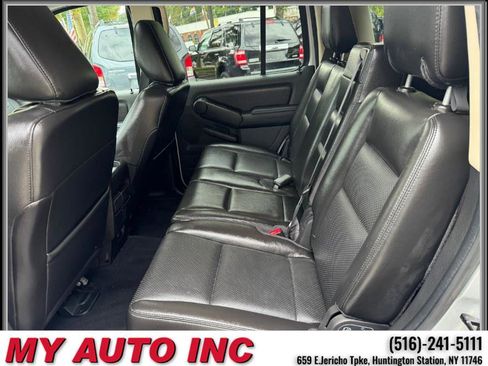 Used 2010 Ford Explorer Limited image 34