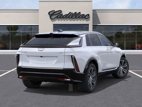 New 2026 Cadillac Lyriq Luxury image 5