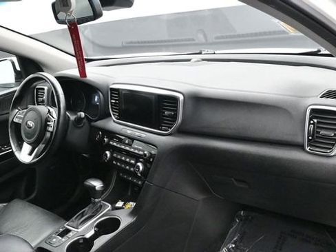 Used 2020 Kia Sportage EX w/ Option Group 15 FWD image 10